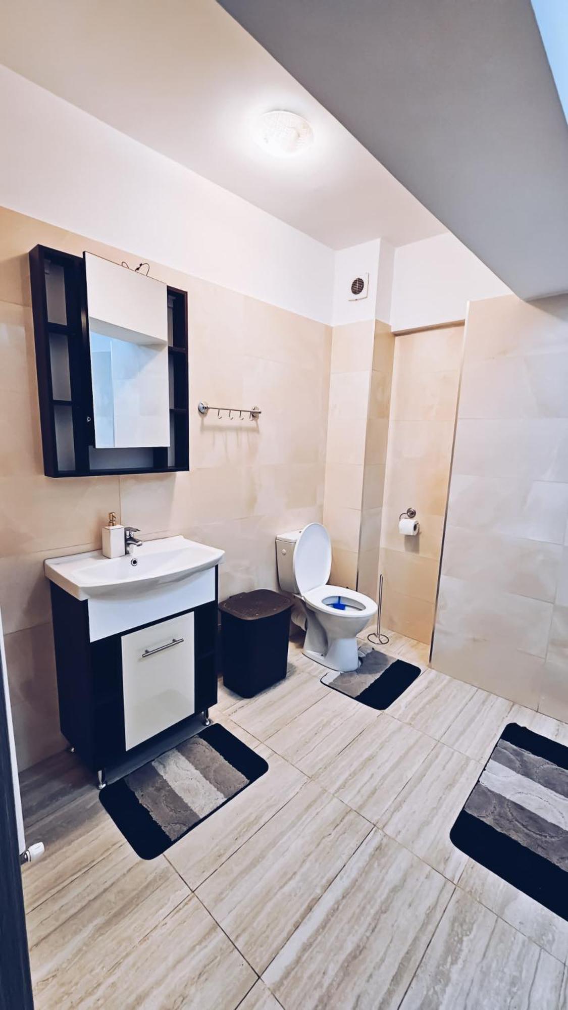 Apartament Dem Radulescu 3 Camere! Râmnicu Vâlcea المظهر الخارجي الصورة