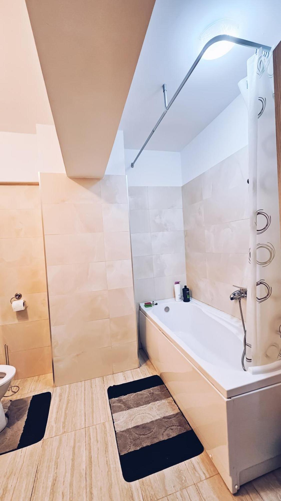 Apartament Dem Radulescu 3 Camere! Râmnicu Vâlcea المظهر الخارجي الصورة
